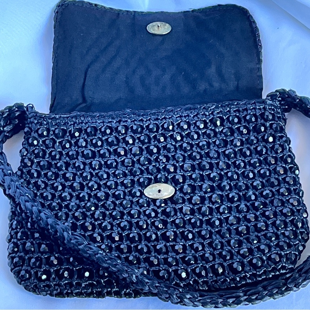 MAGID  Black Crocheted Bead Shoulder Bag Handmade in Hong Kong VTG  Straw Purse
